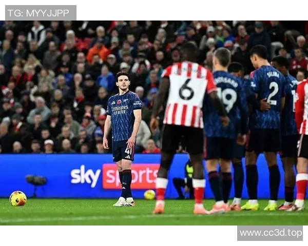 19岁天才边锋7球3助攻爆红，1亿欧身价引发英超四豪门激烈争夺